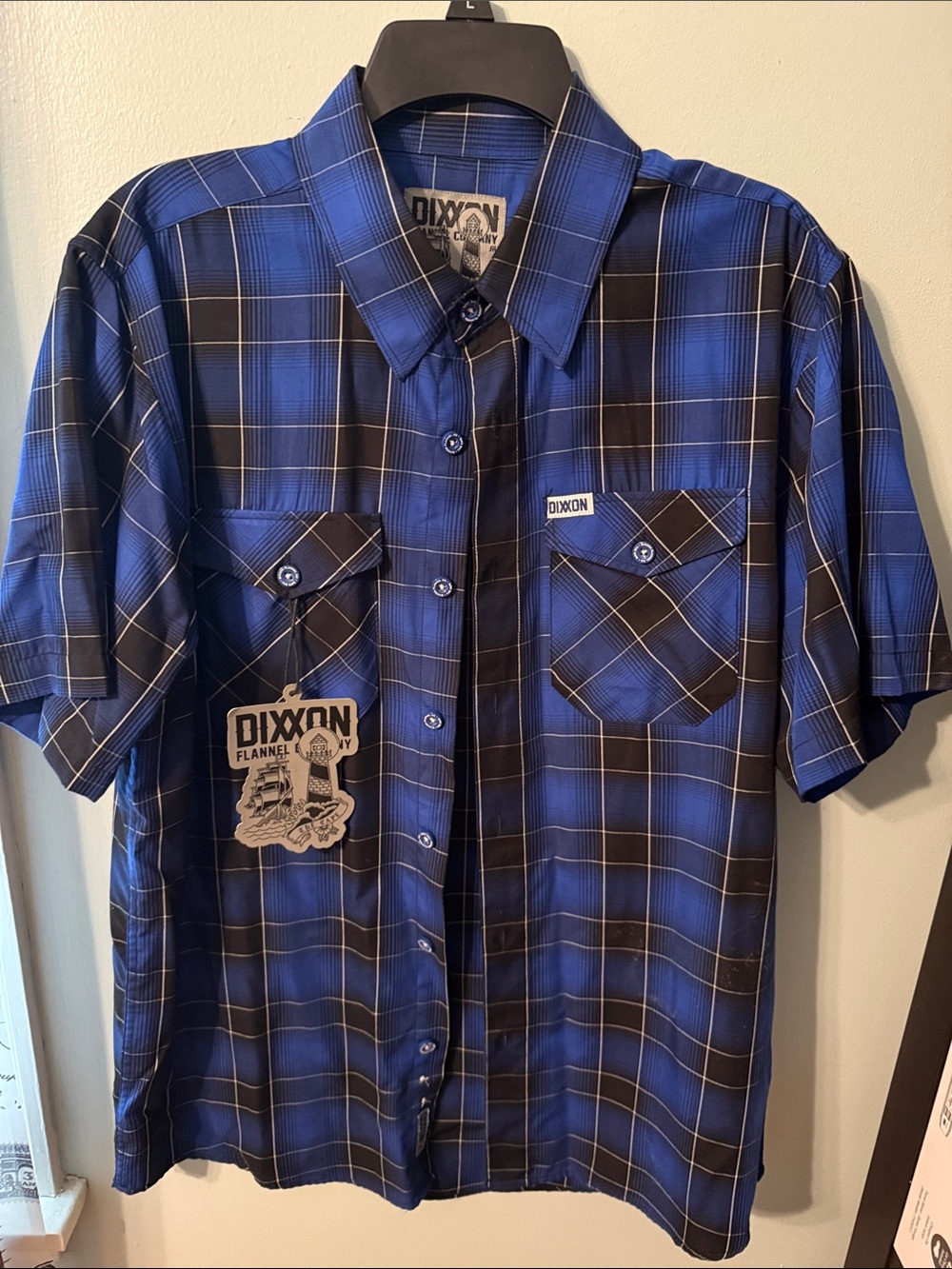 Dixxon size medium